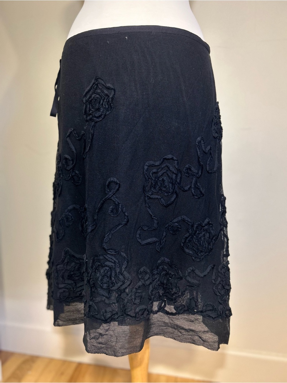 Max Studio Black Floral Appliqué Women's Skirt sz L